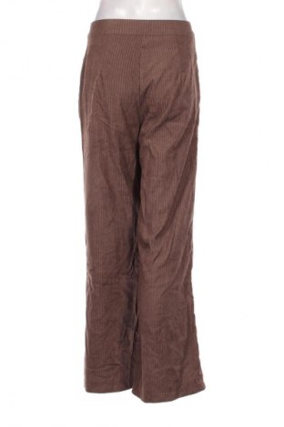 Pantaloni de velvet de femei SHEIN, Mărime M, Culoare Maro, Preț 27,99 Lei