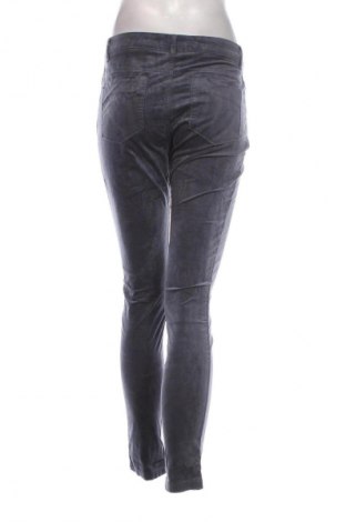 Pantaloni de velvet de femei United Colors Of Benetton, Mărime M, Culoare Gri, Preț 63,99 Lei