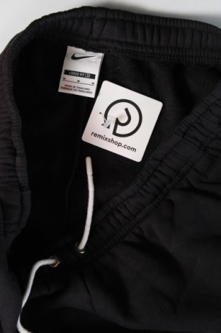 Pantaloni scurți de femei Nike, Mărime M, Culoare Negru, Preț 157,99 Lei