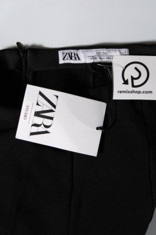 Дамски къс панталон Zara, Размер S, Цвят Черен, Цена 37,99 лв.