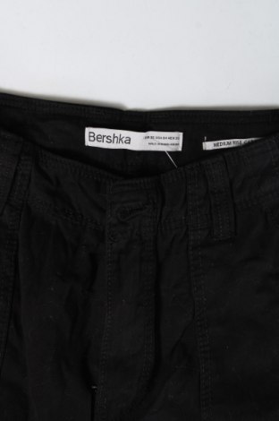 Damenhose Bershka, Größe S, Farbe Schwarz, Preis 5,49 €