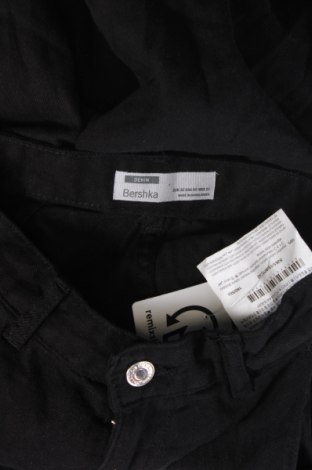 Pantaloni de femei Bershka, Mărime XXS, Culoare Negru, Preț 95,99 Lei