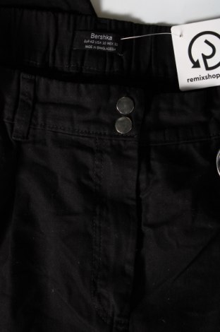 Pantaloni de femei Bershka, Mărime L, Culoare Negru, Preț 43,99 Lei