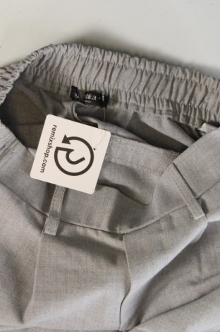 Damenhose Bershka, Größe XS, Farbe Grau, Preis € 14,83