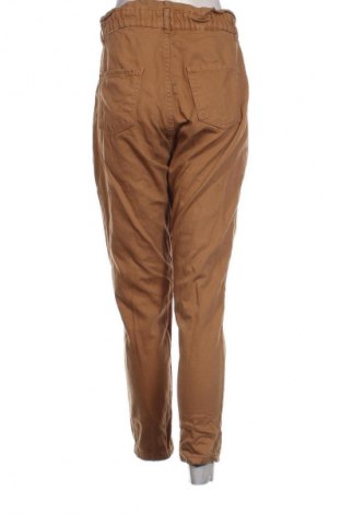 Damenhose Cream & Rouge, Größe M, Farbe Beige, Preis 12,99 €