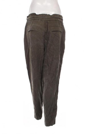 Damenhose Edc By Esprit, Größe L, Farbe Grün, Preis € 14,99