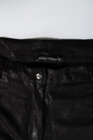 Pantaloni de femei Expresso, Mărime XL, Culoare Negru, Preț 102,99 Lei