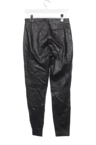 Pantaloni de femei Free Quent, Mărime S, Culoare Negru, Preț 134,99 Lei