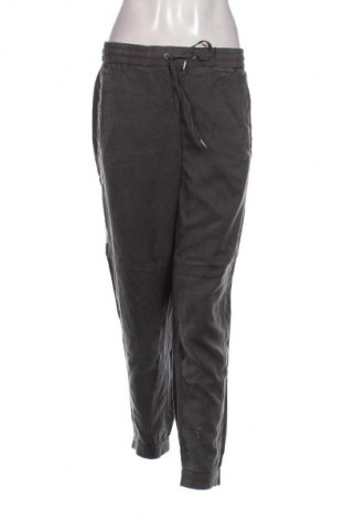 Pantaloni de femei H&M L.O.G.G., Mărime M, Culoare Gri, Preț 56,99 Lei