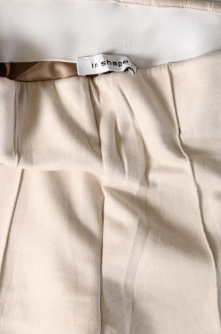 Damenhose In Shape, Größe M, Farbe Beige, Preis 6,49 €