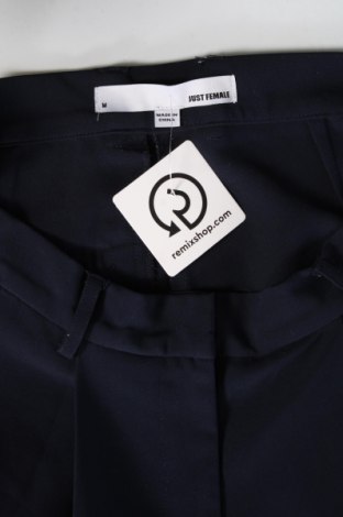 Pantaloni de femei Just Female, Mărime M, Culoare Albastru, Preț 102,99 Lei