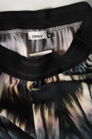 Damenhose ONLY, Größe M, Farbe Mehrfarbig, Preis € 7,99