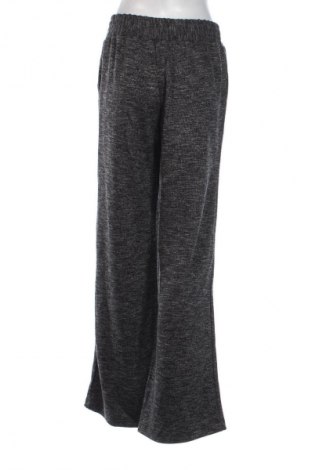 Pantaloni de femei Sisley, Mărime M, Culoare Multicolor, Preț 61,99 Lei