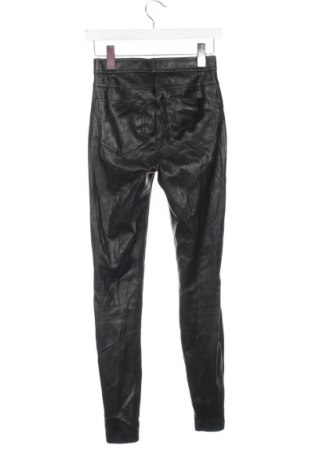 Pantaloni de femei Zara, Mărime XS, Culoare Negru, Preț 26,99 Lei