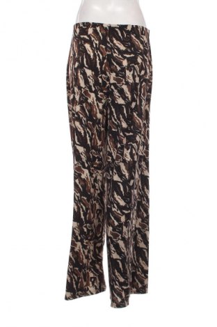 Pantaloni de femei Zara, Mărime L, Culoare Multicolor, Preț 51,99 Lei