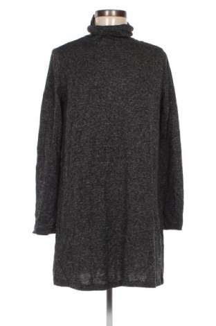 Damen Rollkragen Stradivarius, Größe M, Farbe Grau, Preis 5,99 €