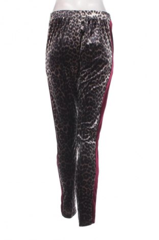 Pantaloni trening de femei House of Soul, Mărime S, Culoare Multicolor, Preț 56,99 Lei