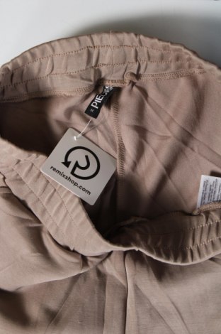 Damen Sporthose Pieces, Größe M, Farbe Beige, Preis 6,99 €