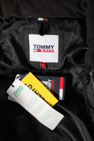 Dámska bunda  Tommy Jeans, Veľkosť M, Farba Čierna, Cena  112,45 €