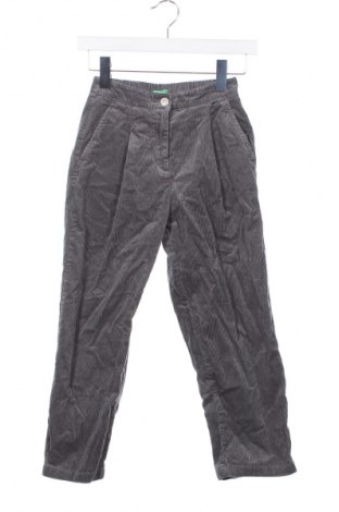 Kinder Cordhose United Colors Of Benetton, Größe 8-9y/ 134-140 cm, Farbe Grau, Preis € 7,99