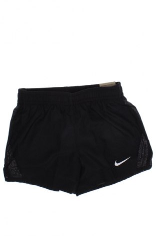 Kinder Shorts Nike, Größe 10-11y/ 146-152 cm, Farbe Schwarz, Preis 29,27 €