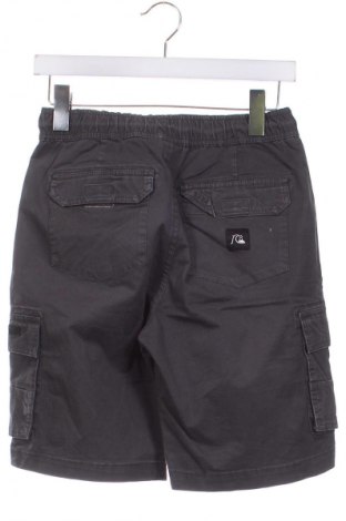 Kinder Shorts Quiksilver, Größe 14-15y/ 168-170 cm, Farbe Grau, Preis 7,99 €