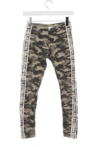 Kinderlegging C&A, Größe 11-12y/ 152-158 cm, Farbe Mehrfarbig, Preis € 6,99