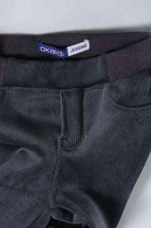 Pantaloni pentru copii Okaidi, Mărime 7-8y/ 128-134 cm, Culoare Albastru, Preț 81,15 Lei