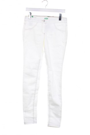 Pantaloni pentru copii United Colors Of Benetton, Mărime 15-18y/ 170-176 cm, Culoare Alb, Preț 113,37 Lei