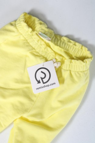 Pantaloni pentru copii United Colors Of Benetton, Mărime 12-18m/ 80-86 cm, Culoare Galben, Preț 41,99 Lei