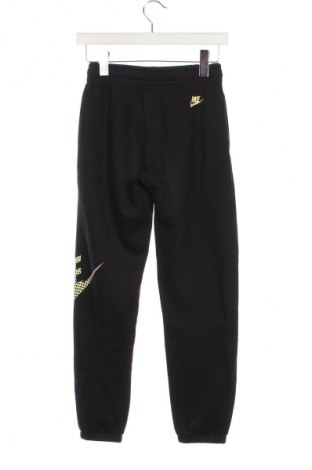 Gyerek sport nadrág Nike, Méret 9-10y / 140-146 cm, Szín Fekete, Ár 5 200 Ft