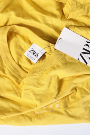 Ανδρικό t-shirt Zara, Μέγεθος M, Χρώμα Κίτρινο, Τιμή 15,99 €