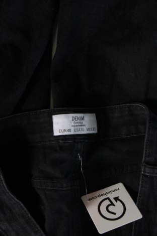 Męskie jeansy Bershka, Rozmiar M, Kolor Czarny, Cena 43,99 zł