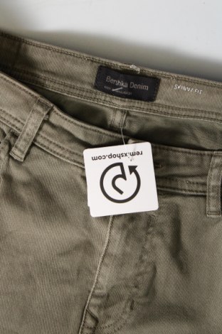 Herren Jeans Bershka, Größe L, Farbe Grün, Preis 11,49 €