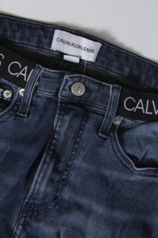 Мъжки дънки Calvin Klein, Размер S, Цвят Син, Цена 82,49 лв.