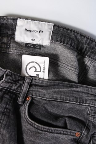 Męskie jeansy H&M, Rozmiar M, Kolor Szary, Cena 36,05 zł