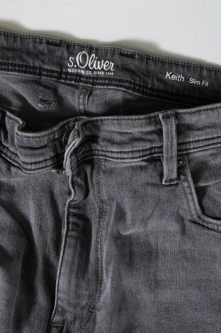 Herren Jeans S.Oliver, Größe L, Farbe Grau, Preis 13,99 €