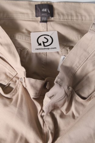 Pantaloni scurți de bărbați H&M, Mărime S, Culoare Bej, Preț 74,81 Lei