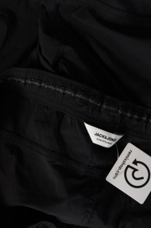 Pantaloni scurți de bărbați Jack & Jones, Mărime XXL, Culoare Negru, Preț 67,99 Lei