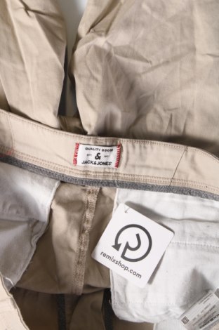 Pantaloni scurți de bărbați Jack & Jones, Mărime M, Culoare Bej, Preț 67,99 Lei