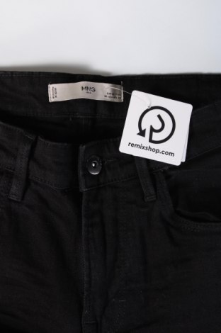 Pantaloni scurți de bărbați Mango, Mărime M, Culoare Negru, Preț 69,00 Lei