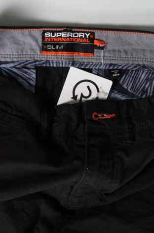 Pantaloni scurți de bărbați Superdry, Mărime S, Culoare Negru, Preț 95,99 Lei