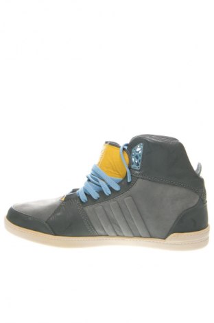 Încălțăminte bărbătească Adidas, Mărime 43, Culoare Gri, Preț 307,70 Lei