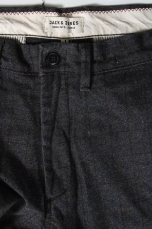 Pantaloni de bărbați Jack & Jones, Mărime M, Culoare Gri, Preț 54,99 Lei