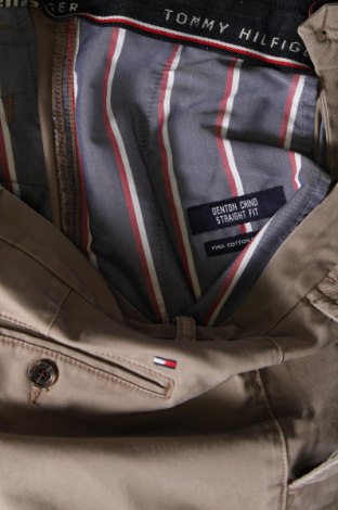 Męskie spodnie Tommy Hilfiger, Rozmiar M, Kolor Beżowy, Cena 185,63 zł