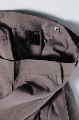 Herrenhose Uniqlo, Größe S, Farbe Grau, Preis € 11,99