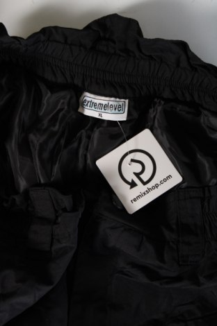 Pantaloni bărbătești pentru sporturi de iarnă, Mărime XL, Culoare Negru, Preț 209,99 Lei