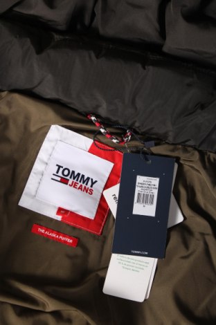 Pánska bunda  Tommy Jeans, Veľkosť M, Farba Zelená, Cena  221,95 €