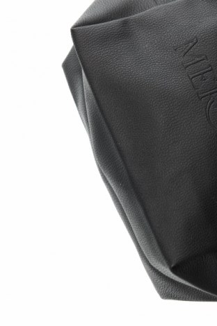 Kosmetiktasche, Farbe Schwarz, Preis 8,49 €