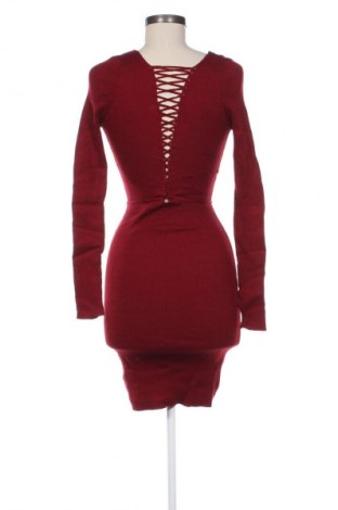 Kleid, Größe S, Farbe Rot, Preis € 10,49